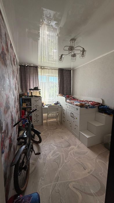 Продам 2 ком в районе м. Уют