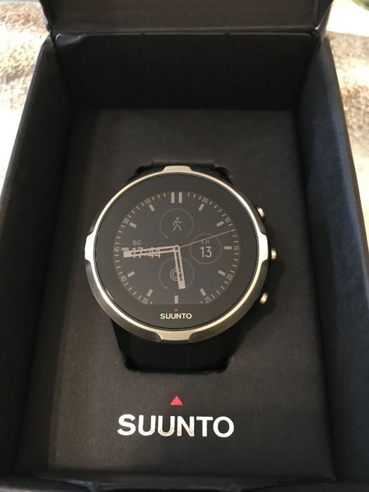 Продавам часовник  Suunto, Сунто