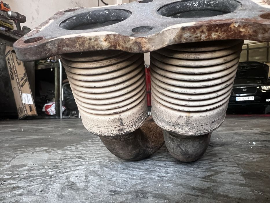 Изпусквателна тръба с мека връзка