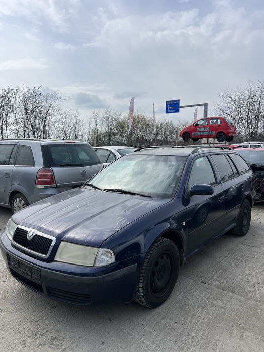 Vand fata completa, motor 1.6 bfq usi hiaon Skoda octavia 1