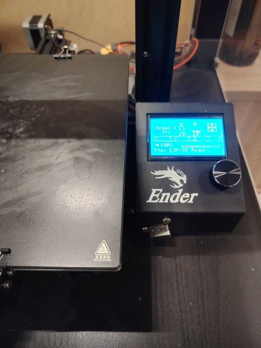 3D принтер Ender 3 Pro с множество ъпгрейди