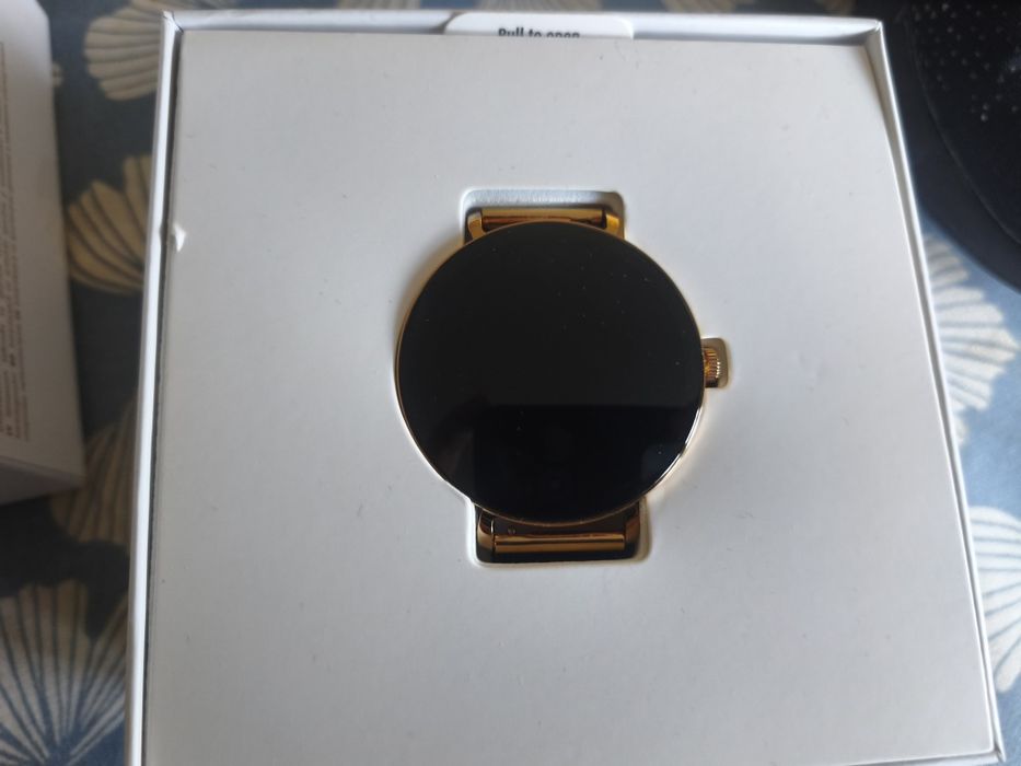 Vând smartwatch  Forever