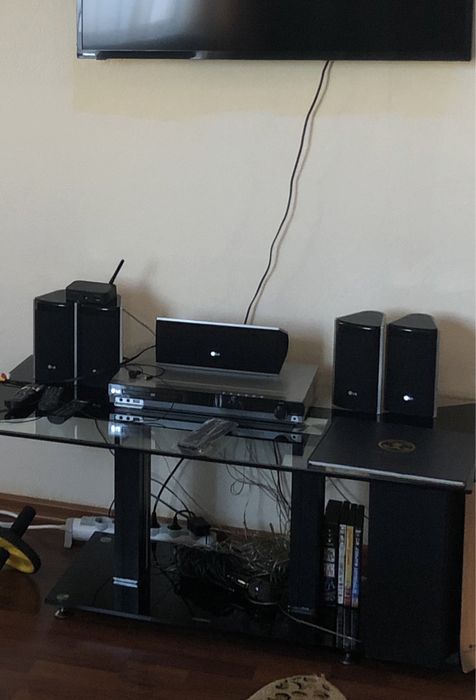 Продам домашний кинотеатр марки «Lg»