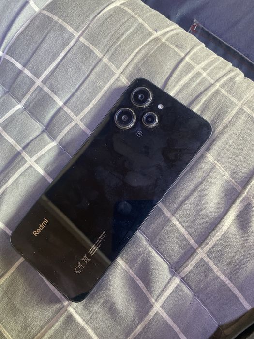 Redmi 12 8/256  в идеальном состоянии