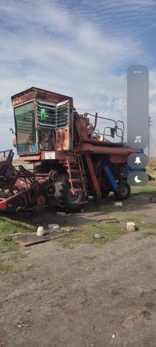 Продам Комбайн Енисей