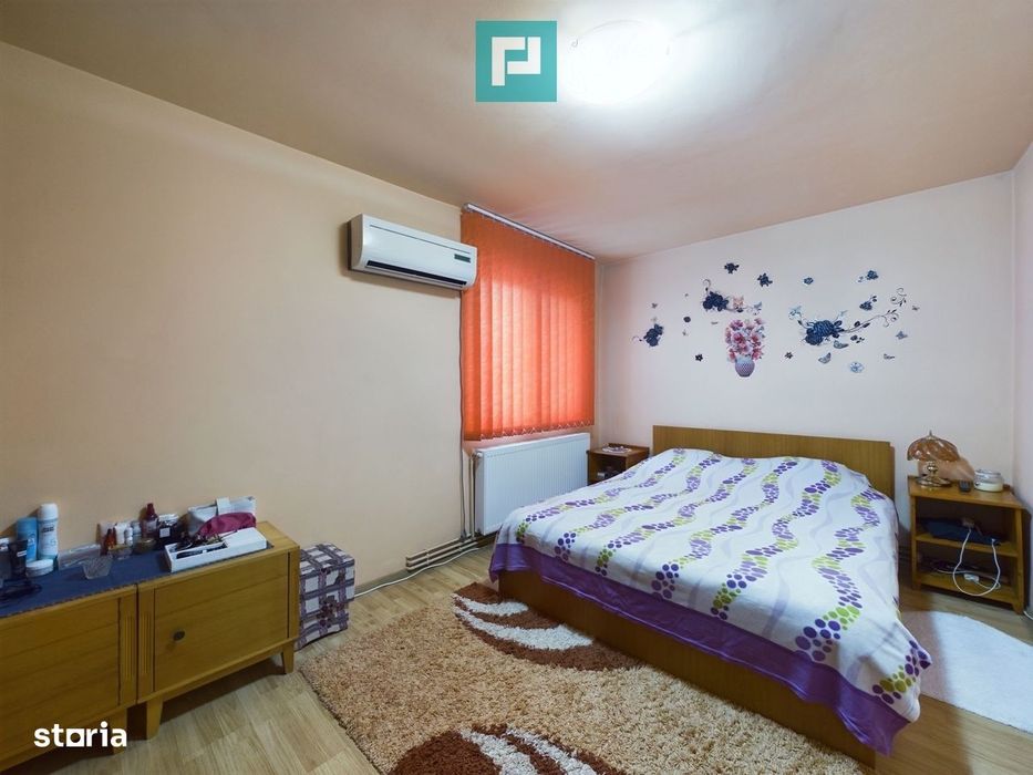 Apartament 3 Camere în Vlaicu, la Z-uri