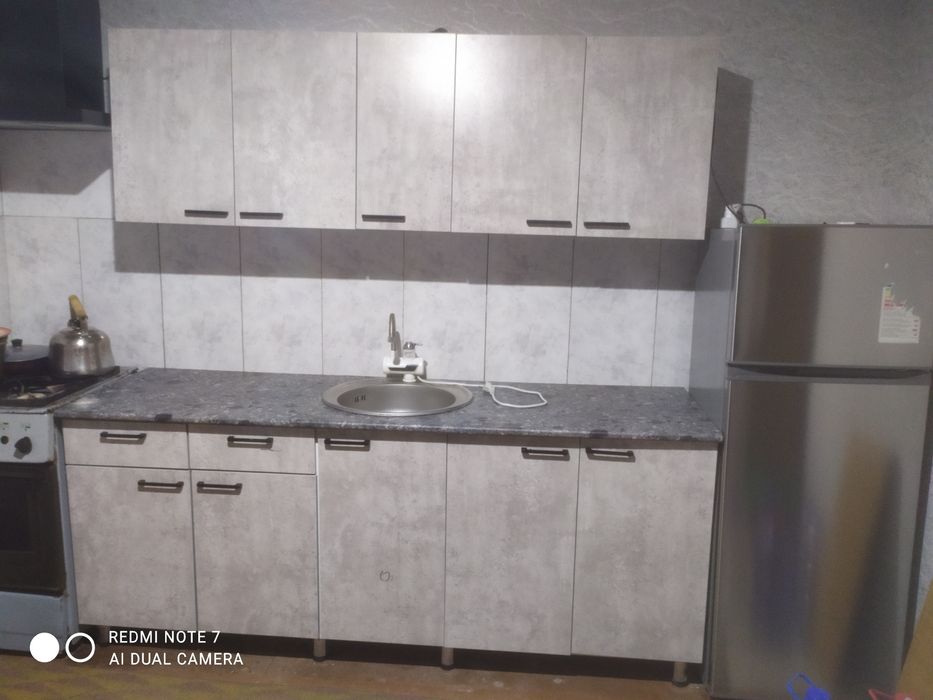 Продается кухонная мебель