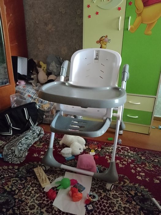 Детский стульчик для кормления