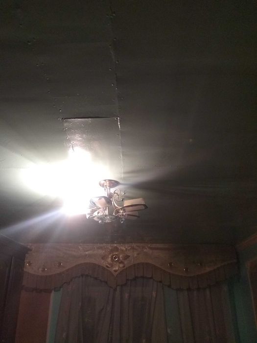 Xovli sotiladi pasport stol tarafdan