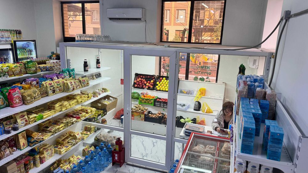 Продаётся пластиковая конструкция