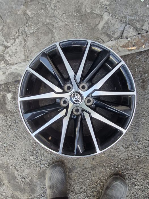 Продам Диски Toyota Camry
