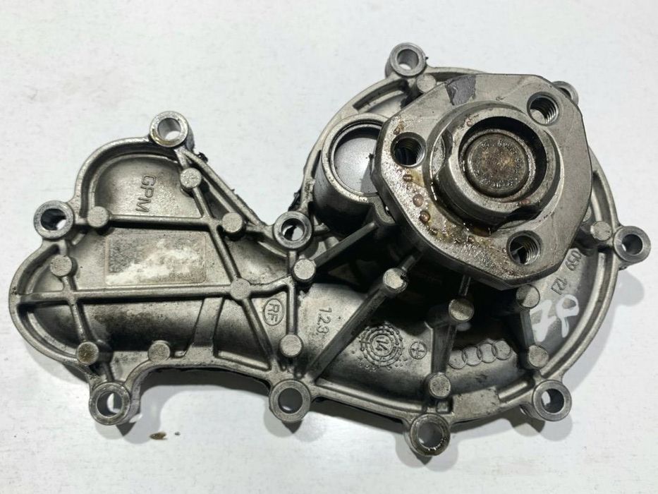 Pompa apa Volkswagen Touareg 2 7P 059008J 3.0 tdi CRCA 245 cp