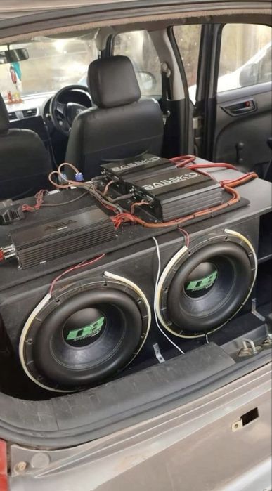 Montez subwoofere și sisteme audio auto. Citiți descrierea!!!
