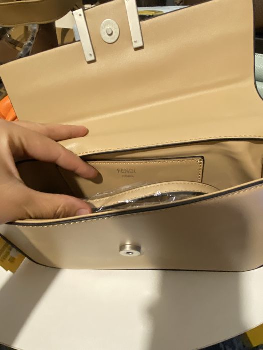 Сумочка с коробкий фенди