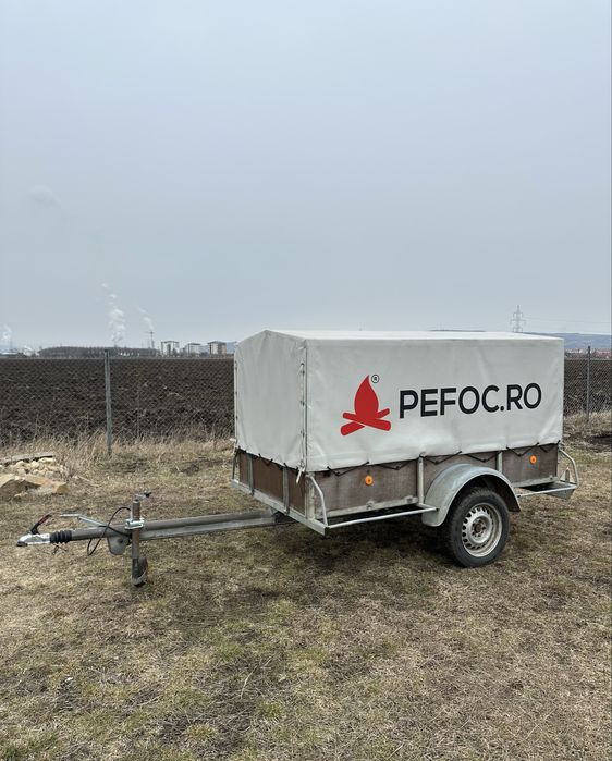 Remorcă 1200 kg cu sistem de frânare