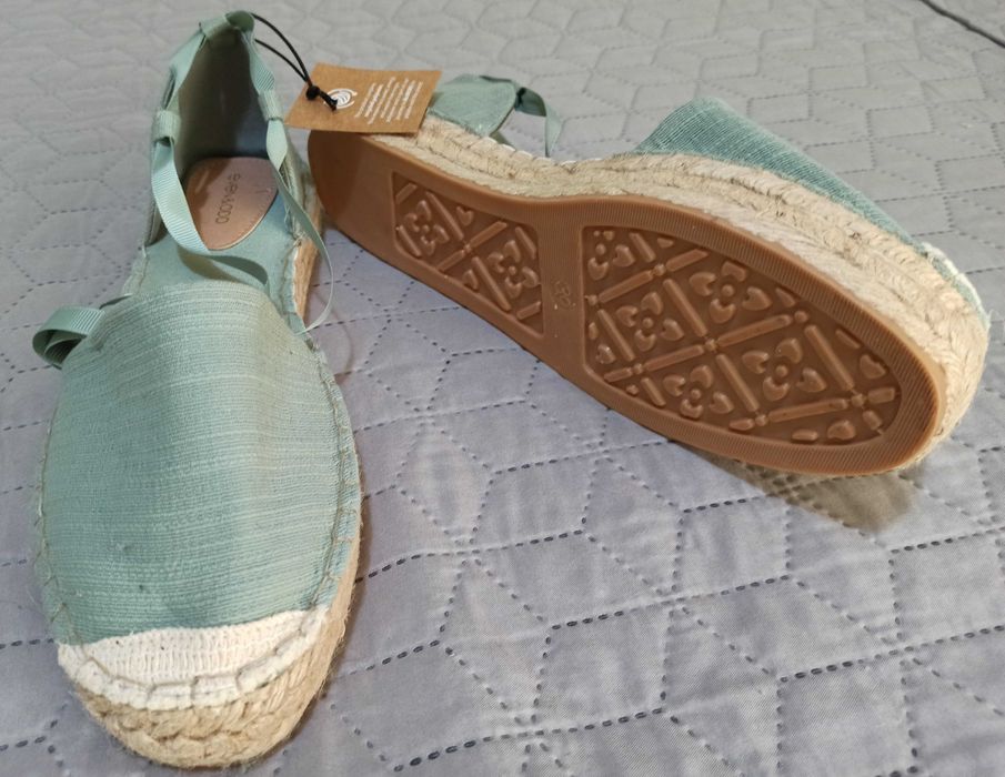 Дамски обувки нови