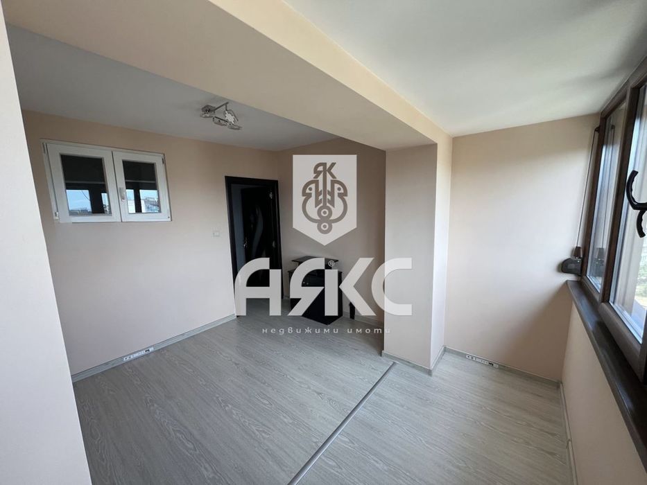 Продава се Двустаен апартамент в София, Връбница 1 - 43 кв.м за 2928 €/кв.м - Снимка #2