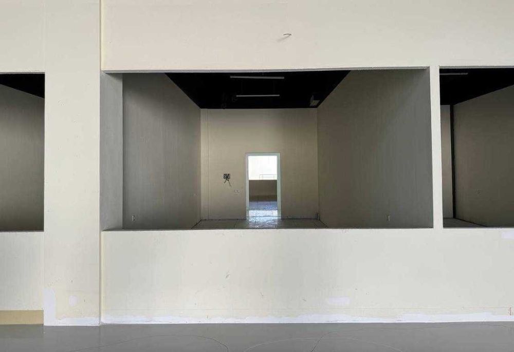 Stroymart ibn Sino gipermarket 6-qavat fudkort 1kvM - 1700$