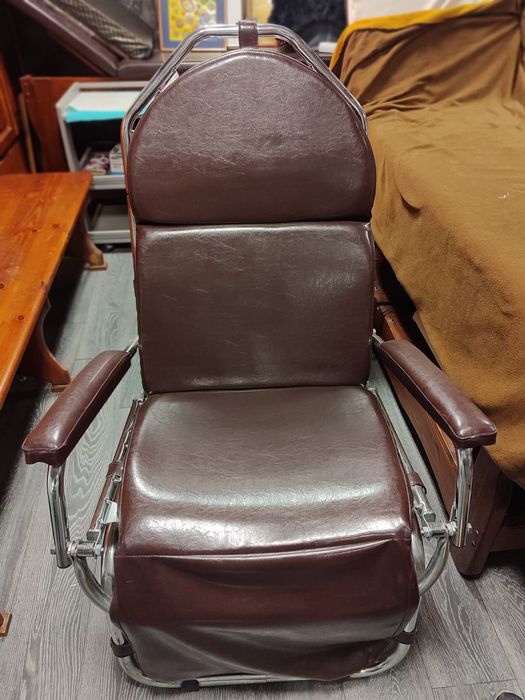 Стол/кушетка за бръснене или козметични салони