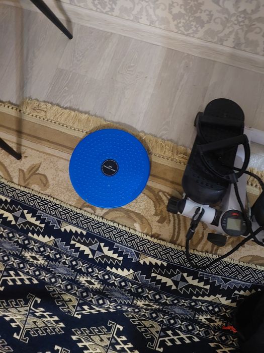 Спортивные степпер.эспандер. резинка