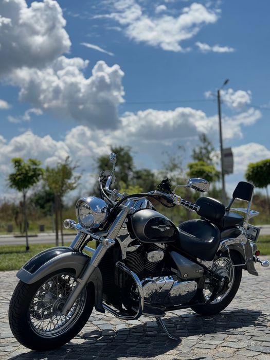 Suzuki Boulevard C50/Intruder C800