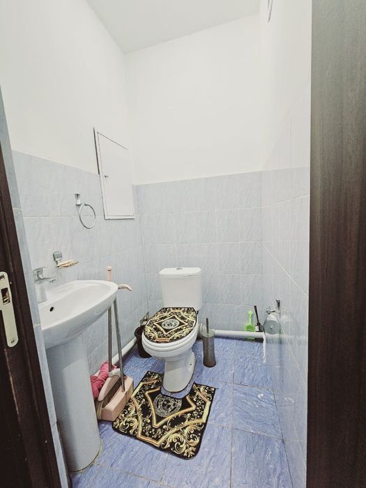 Sergeli 5A Oʻzgarish metro oldida 2xonali