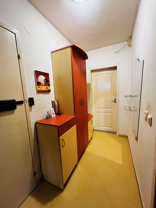 Дава се под наем Двустаен апартамент в Варна, Лятно кино Тракия - 60 кв.м за 351.9 € - Снимка #3