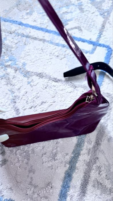 Сумка б/у сатылады