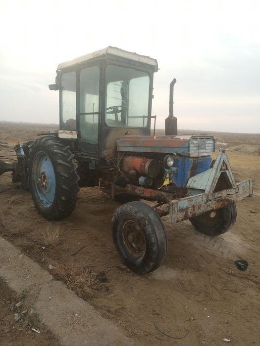 Т28 трактор ва прицеп сотилади