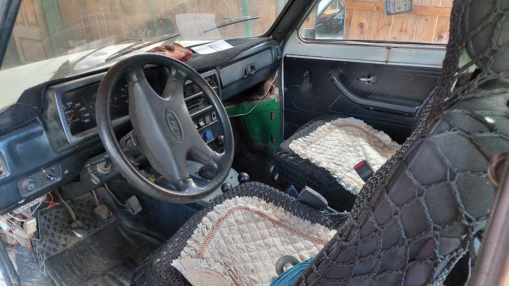нива 2121 5 дверная