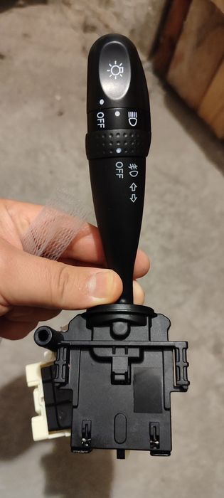 Ключ за фарове за Рав4