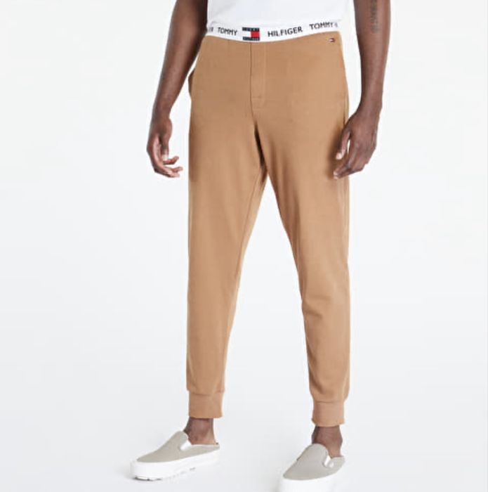 Pantaloni lcu eticheta