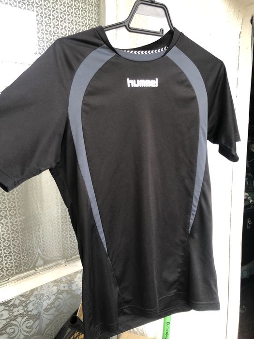Hummel Тениска нова S