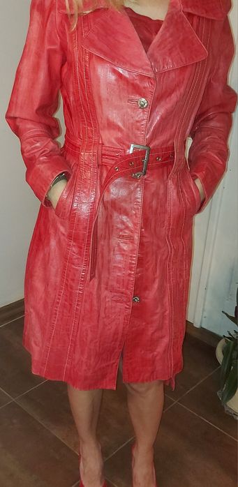 Дамско кожено манто