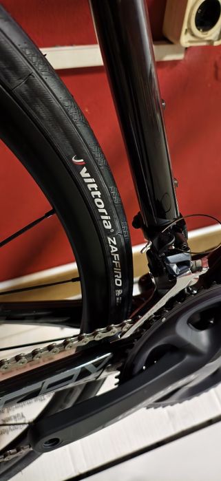 НОВ Карбонов велосипед Focus CAYO Disc FULL Ultegra R8000