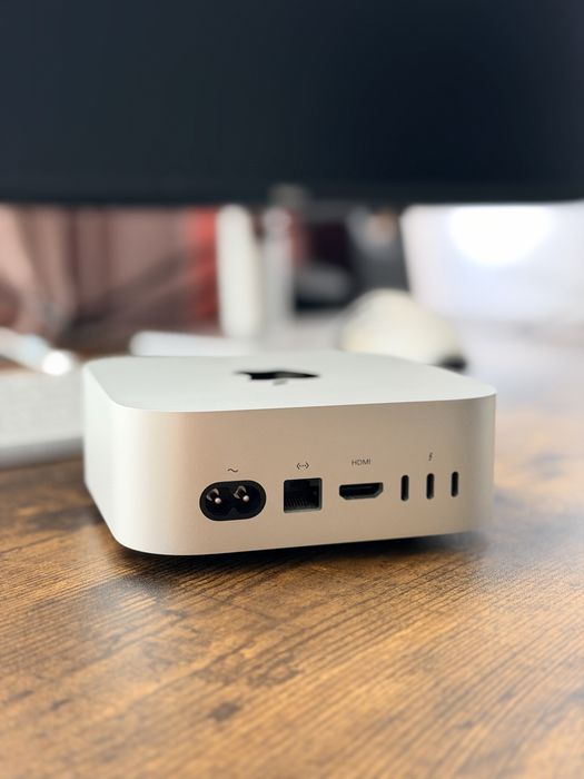 Apple Mac Mini M4 - 24GB RAM / 512GB SSD, stare impecabilă