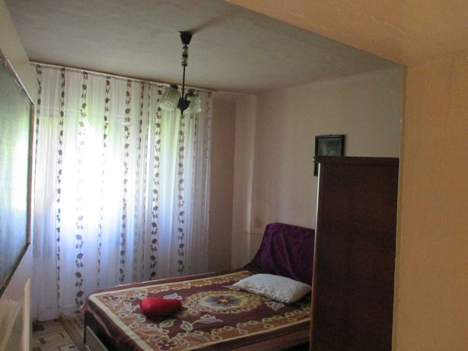 Gospodărie autentică  in Berevoești (sat.Ungureni) Câmpulung!