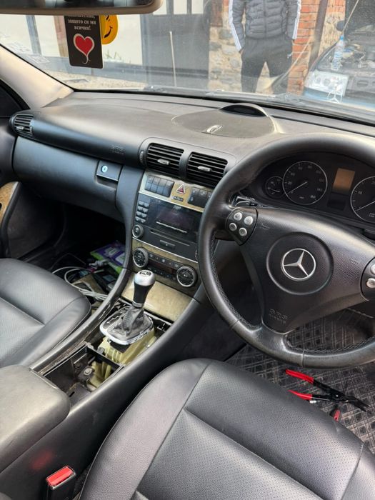 На Части Мерцедес W203 C220 CDI 150 коня