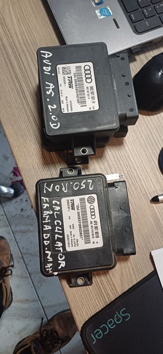 Modul Frana Parcare Audi A4 B8 A5 2.0 DCI Cod: 8K0907801H