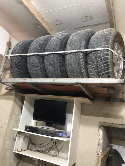 Продам шины с дисками