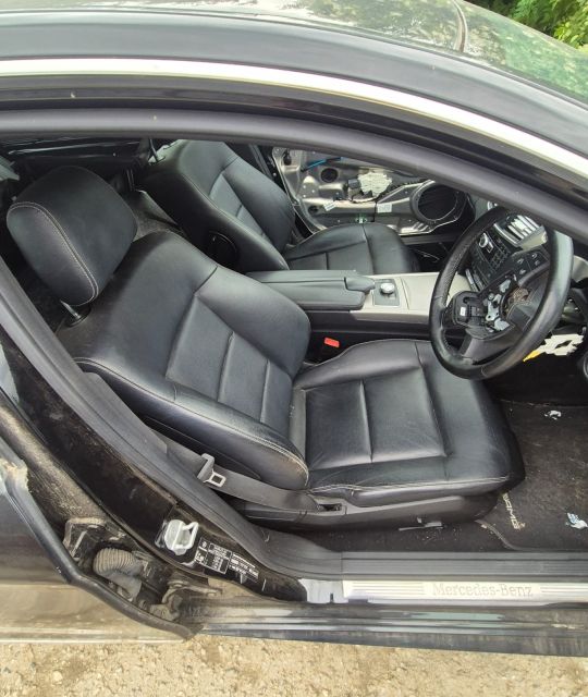 Stop stanga Mercedes-Benz E-Class W212