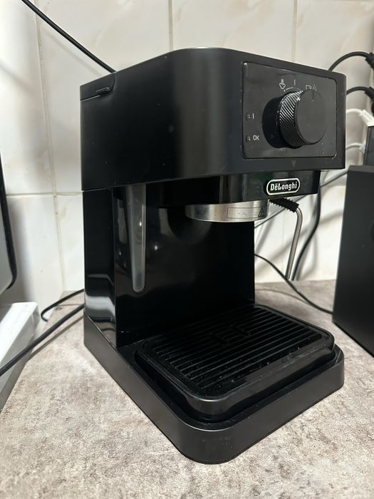 Espressor Delonghi  Stilosa si rasnita Delonghi KG79