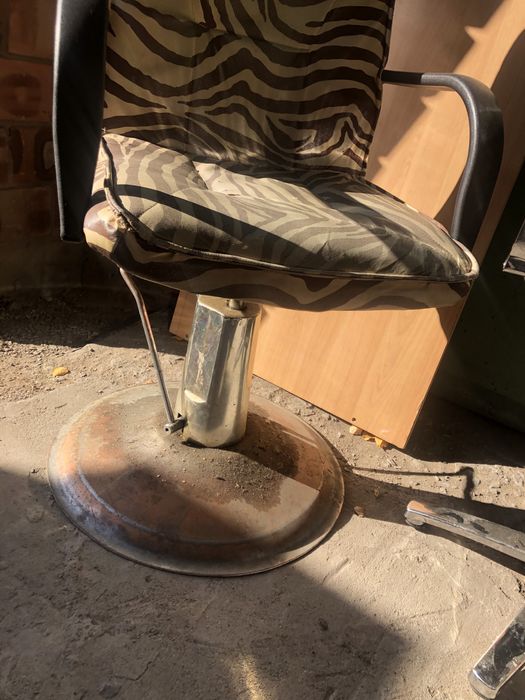 Продам кресло для салонов