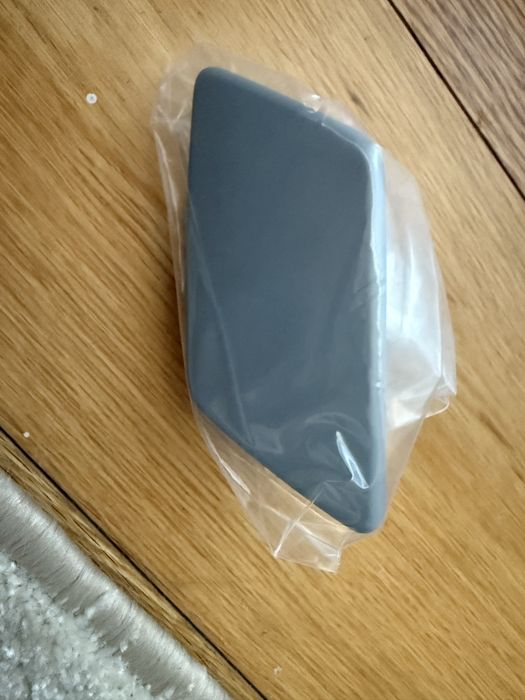 Оригинално ляво капаче BMW