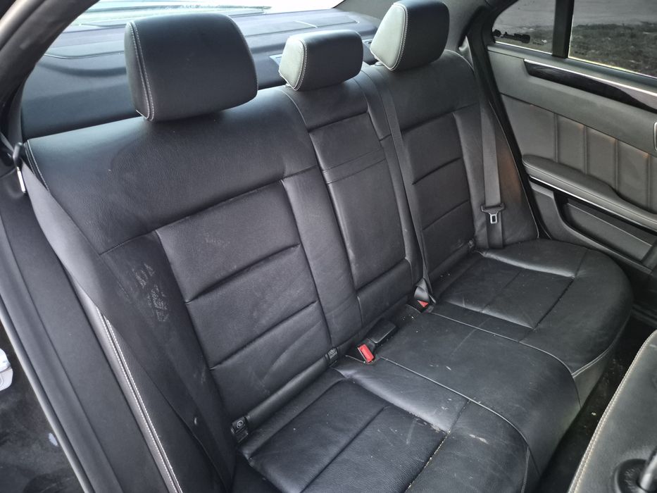 Кожен салон Мерцедес W212 Е class седан Mercedes E