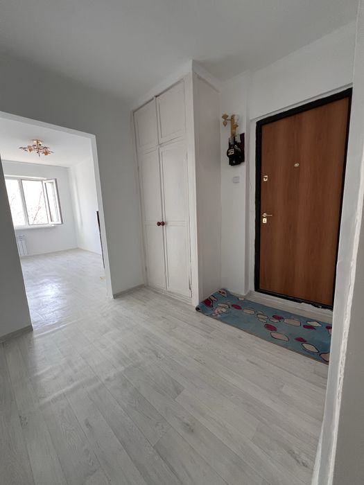 продам 3 х ком. квартиру по Тургенева