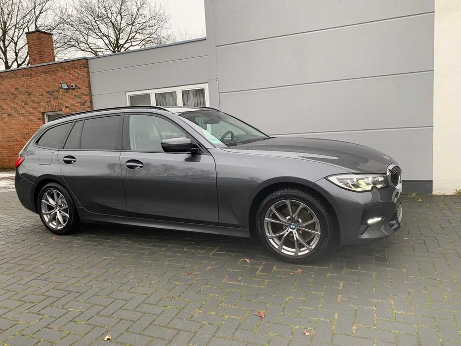 2021 BMW 320d Break  Sport Line Camere 360, Laser, HIFI AVARIAT