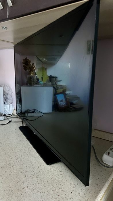 Продам телевизор Samsung б/у