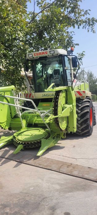 Ягувар комбайн срочно сотилади