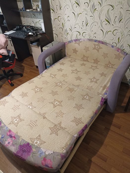 Мини диван , раскладной с нишей